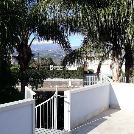 Da Isinoe Apartment Mascali